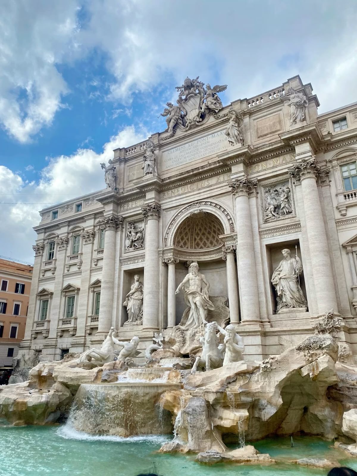 Trevi Çeşmesi